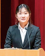 山口 佳乃さん　写真